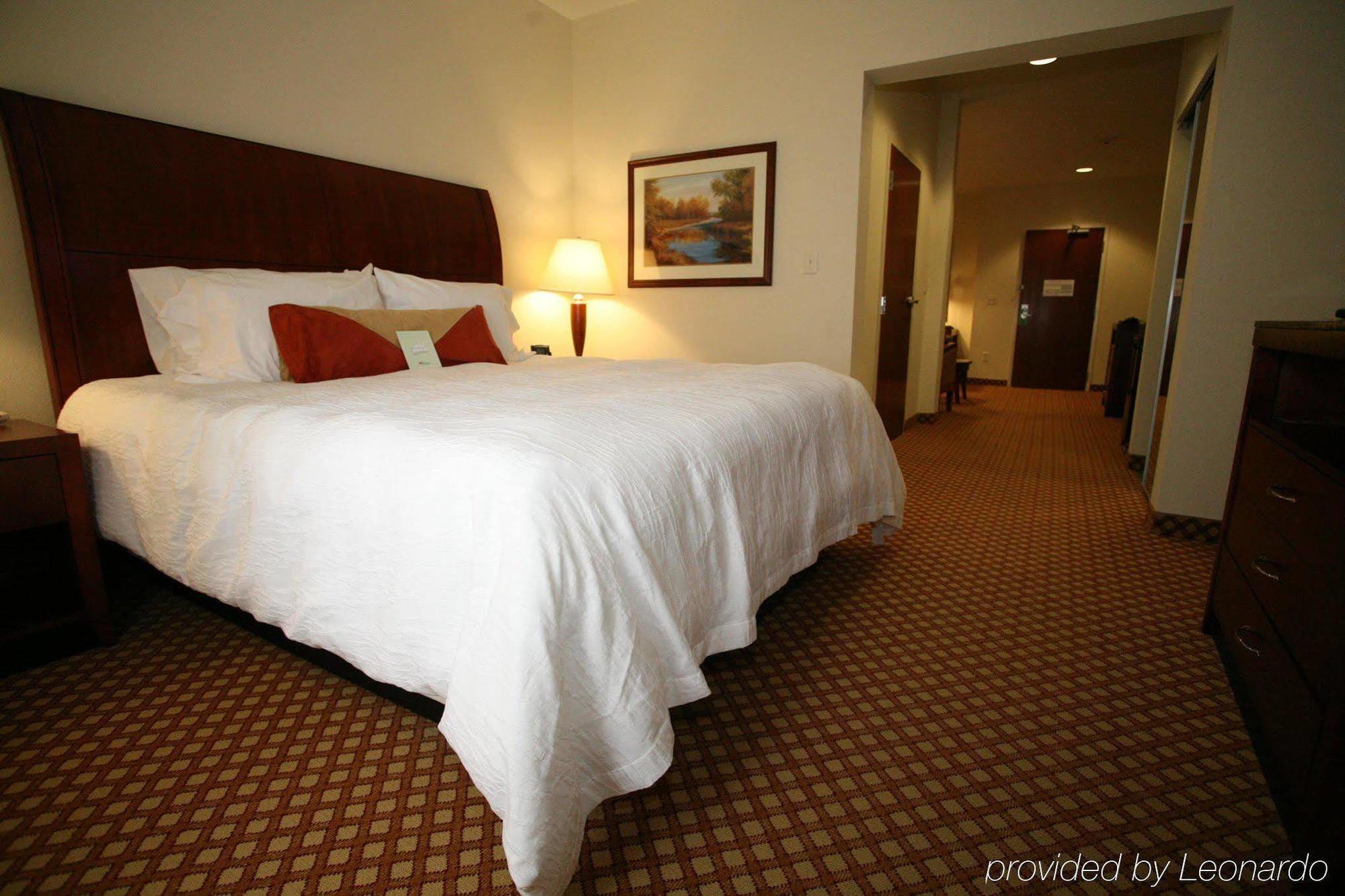 Hilton Garden Inn Элкхарт Номер фото