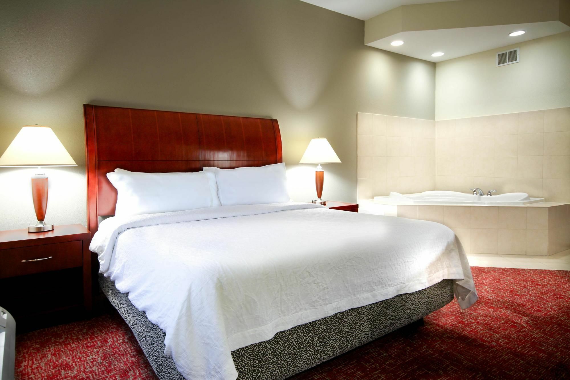 Hilton Garden Inn Элкхарт Экстерьер фото